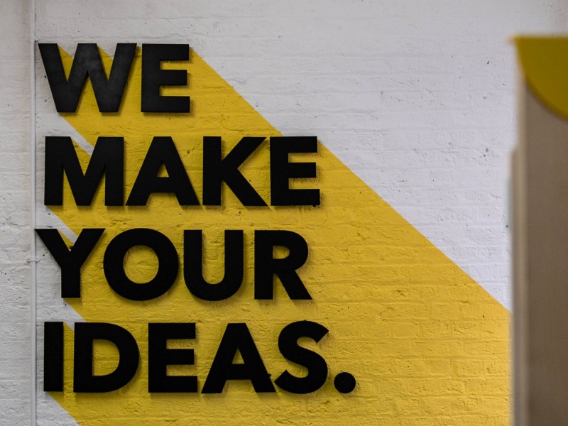 we make your ideas letter on wall